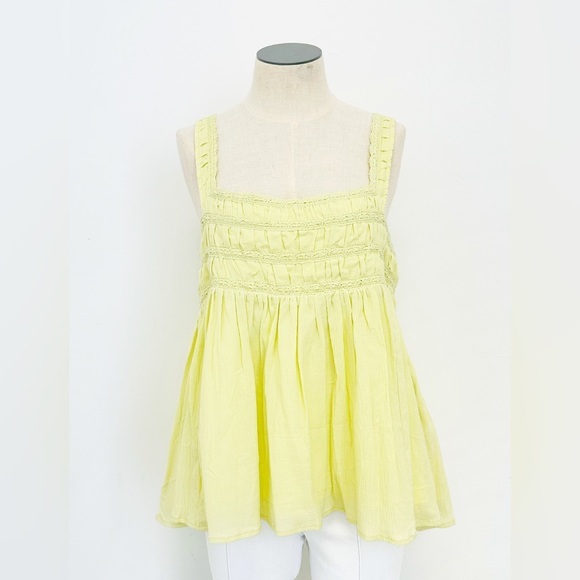 BY TOGETHER LEMON SLEEVELESS LACE DETAIL TANK TOP - Picture 4 of 5